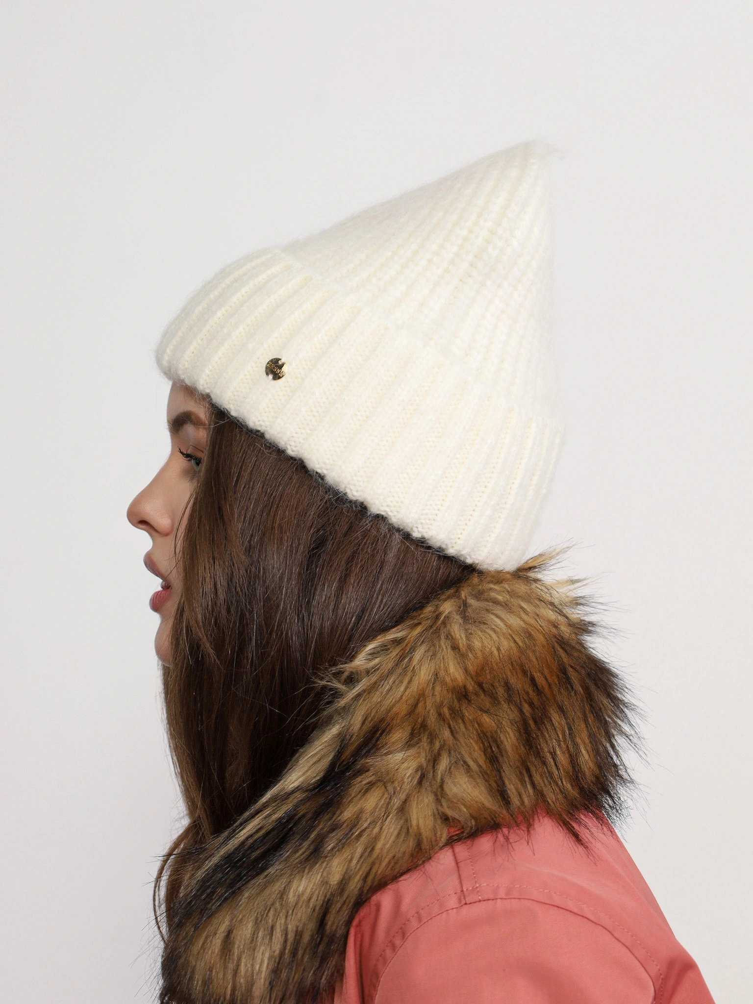 Шапка-бини из ангоры и нейлона с отворотом в ассортименте